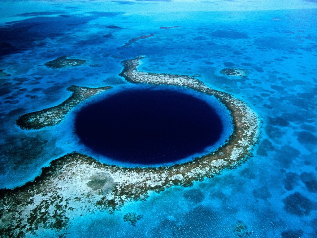 great-blue-hole-belize